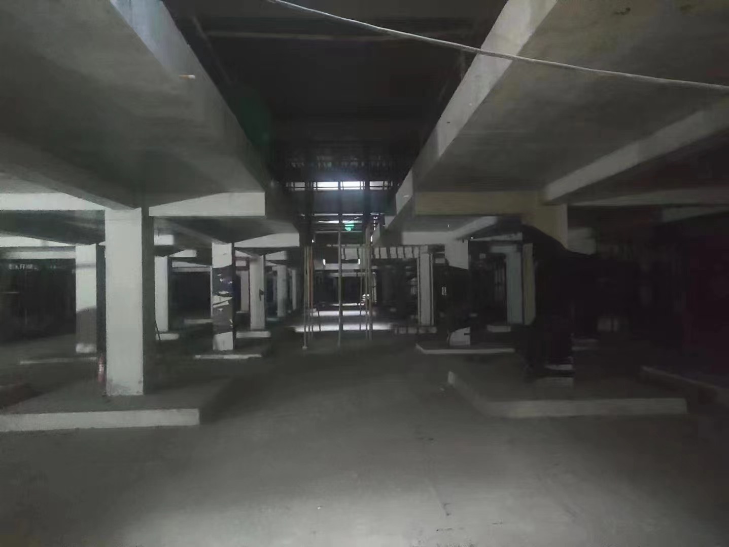 嘉兴山东又一个上海博普LOFT车库拔地而起